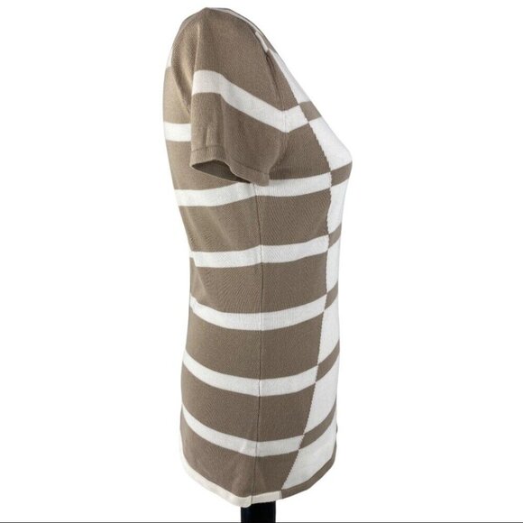 Cyrus Women's Off-White and Tan Striped V-Neck Short Sleeve Knit Sweater S/C34 - Picture 2 of 9